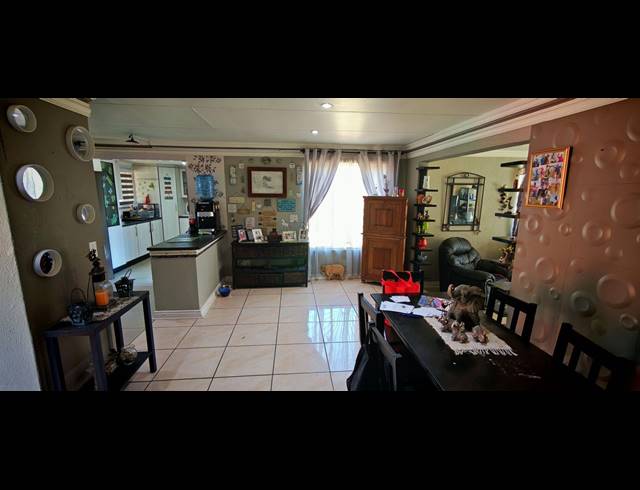 3 BEDROOM HOUSE FOR SALE IN ALBERTSDAL